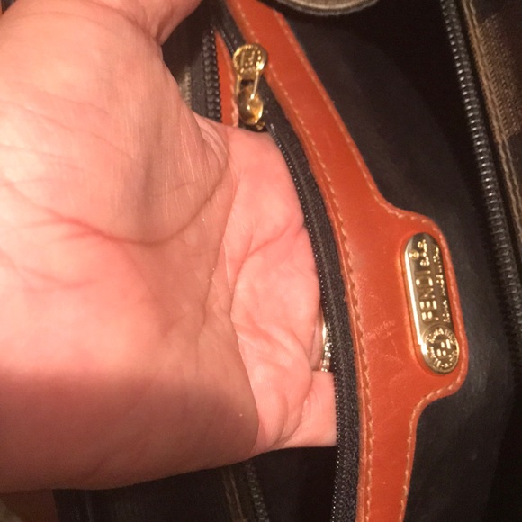 Auth Fendi 2 way crossbody bag custom painted - Picture 12 of 16